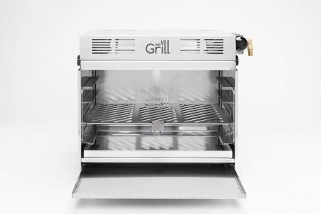 WE GRILL IN AND OUT
